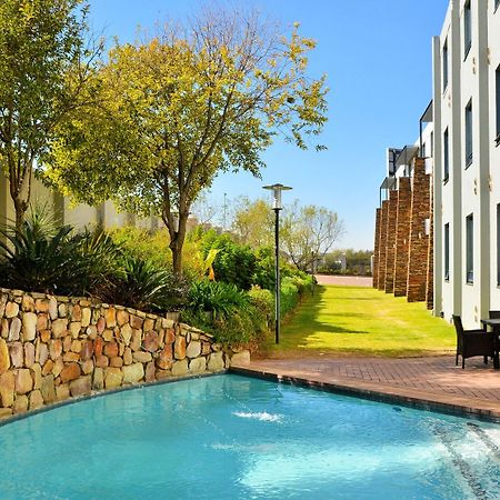 Premier Hotel Midrand Esterno foto