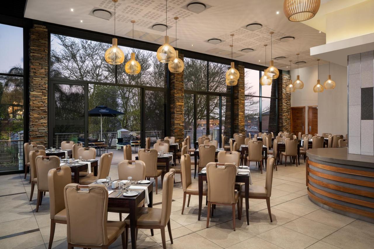 Premier Hotel Midrand Esterno foto
