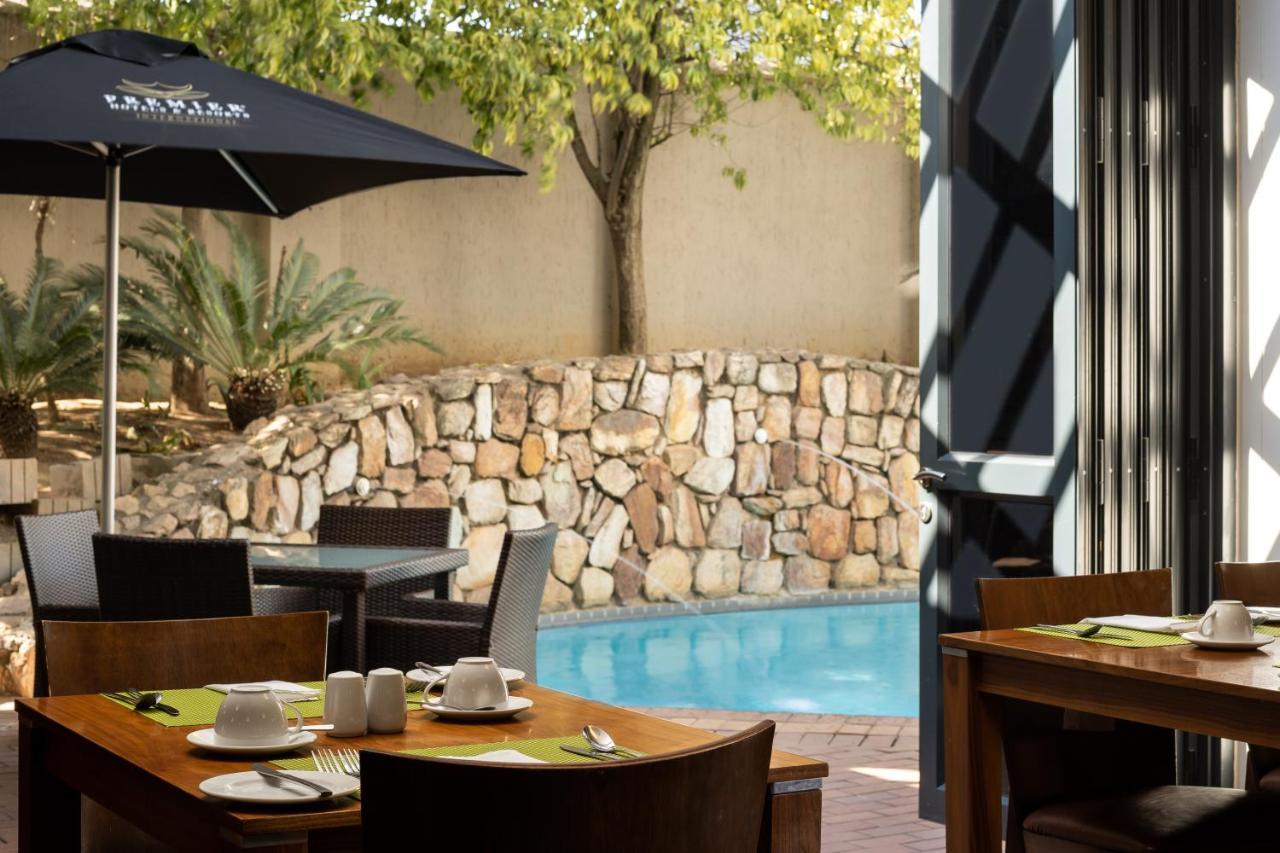 Premier Hotel Midrand Esterno foto