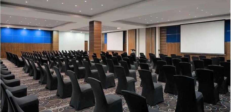 Premier Hotel Midrand Esterno foto